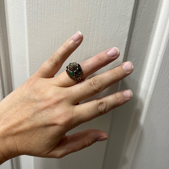 18K yellow gold multi gemstone Thai princess harem antique dome ring size 7. - Picture 2 of 16